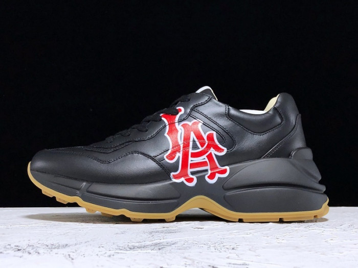 G*u*i1 rhyton sneaker