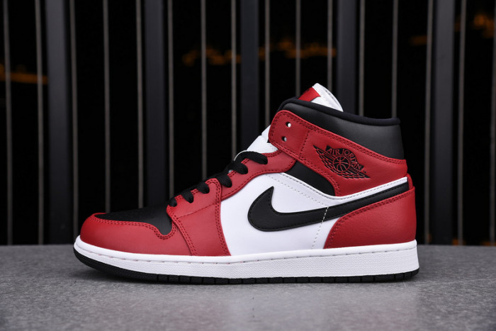 air jordan 1 mid chicago toe 554724-069