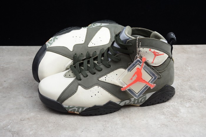 air jordan 7 retro patta icicle at3375-100