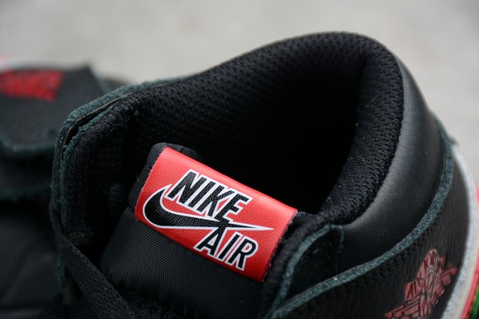 air jordan 1 retro high sports illustrated (a star is born) 555088-015