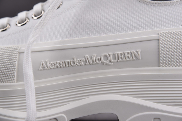 alexander mcqueen tread slick lace up boot white