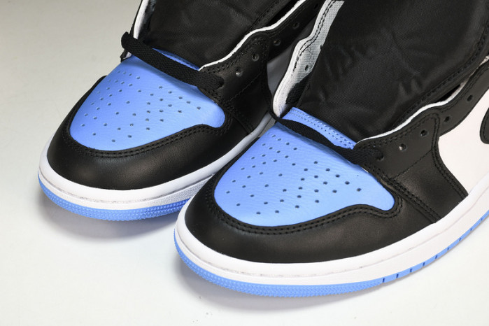 air jordan 1 high og “university blue”