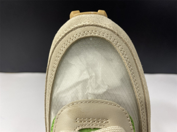 clot x sacai x nike ldv waffle dh1347-100