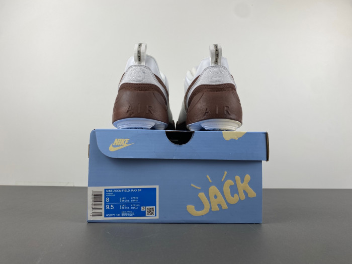 Travis Scott x Zoom Field Jaxx Light Chocolate HQ3073-100