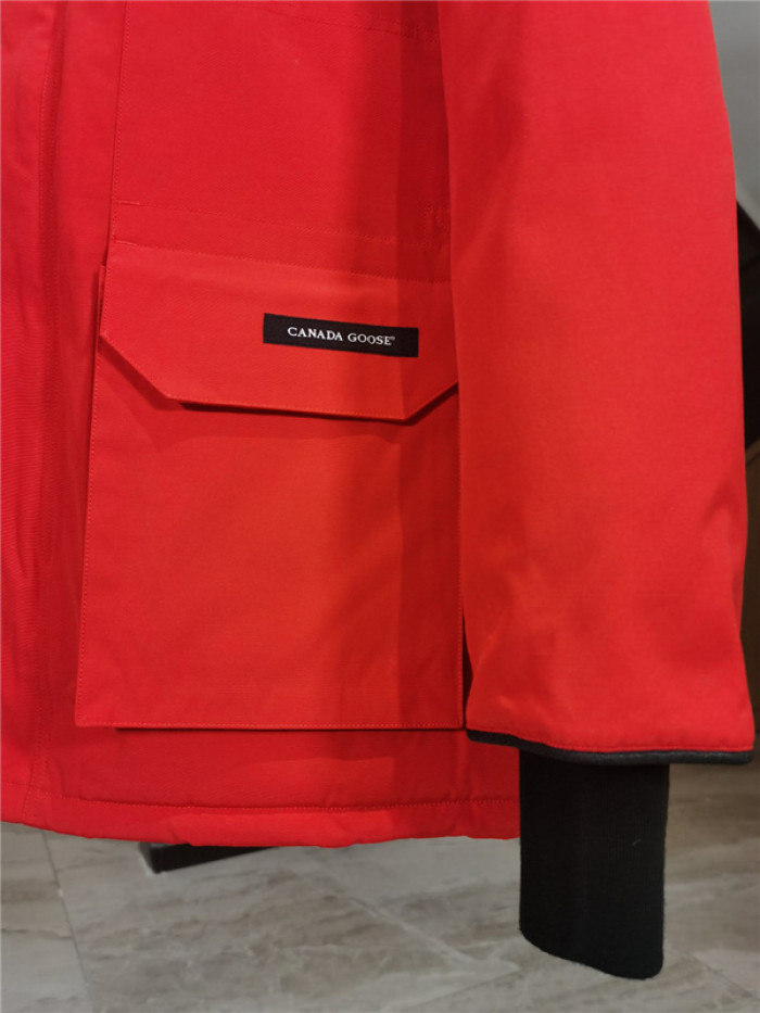 Can*a Go*e down jacket