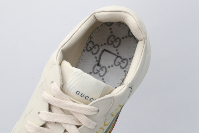 G*u*i sneaker g1000078