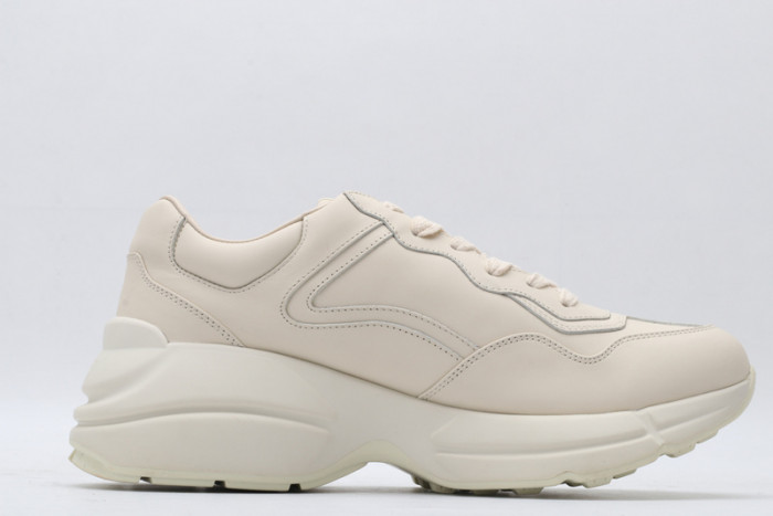 G*u*i sneaker g1000061