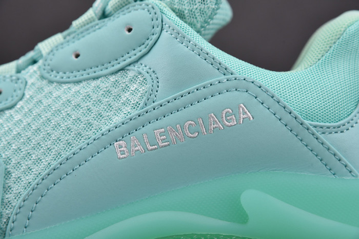 Ba*len*cia*ga triple s clear sole green
