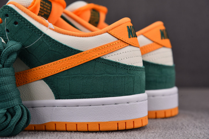 nike sb dunk low legion pine kumquat