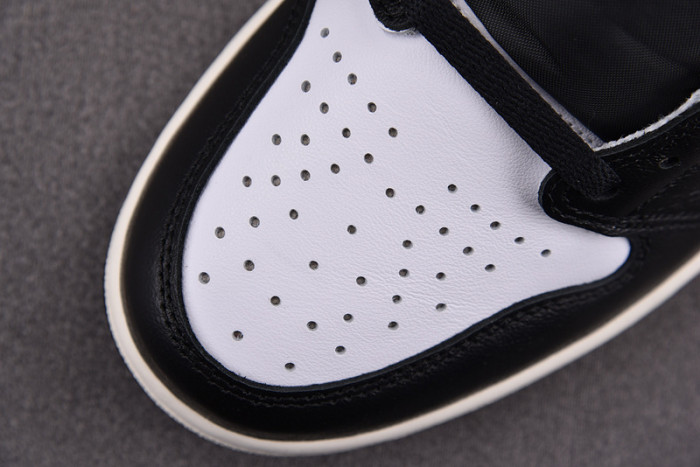 air jordan 1 black white gym red 555088-061