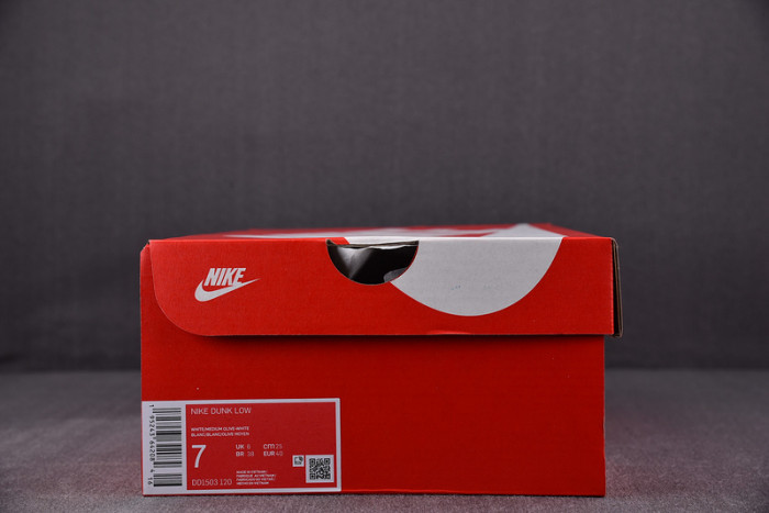 nike dunk low medium olive