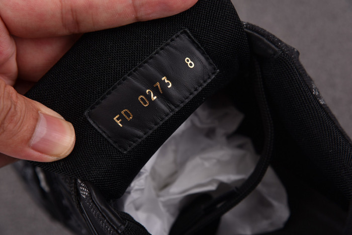 lou1s vu1tton sneakers