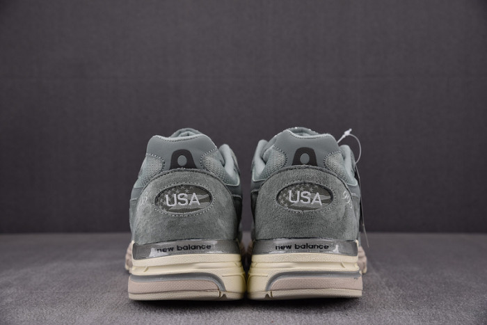 new balance 993 miusa kith pistachio