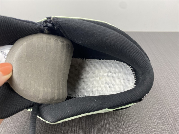 air jordan 13 low “singles day dm0803-300