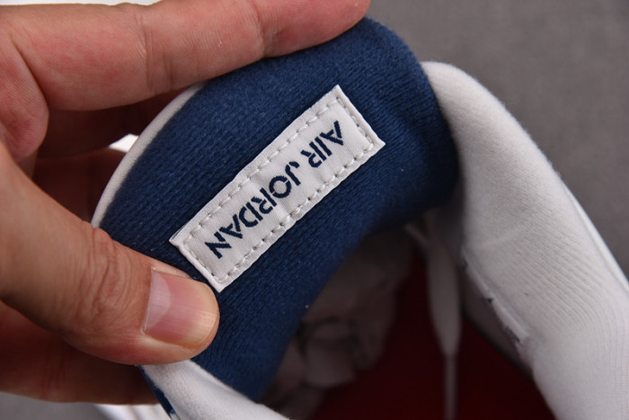 Jordan 4 Retro SB Navy DR5415-100