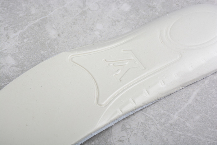 lou1s vu1tton sneakers