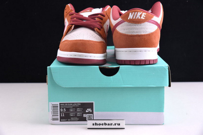 nike sb dunk low pro dark russet cedar bq6817-202