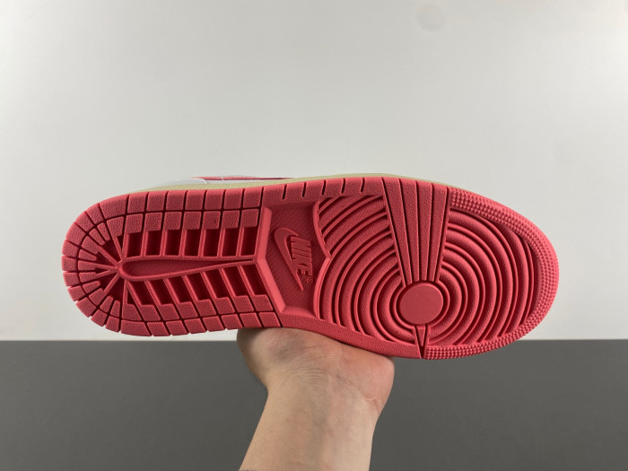 Air Jordan 1 Low "Pink Salt" DC0774-109