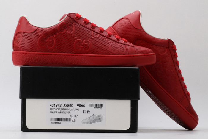 G*u*i sneaker g1000021