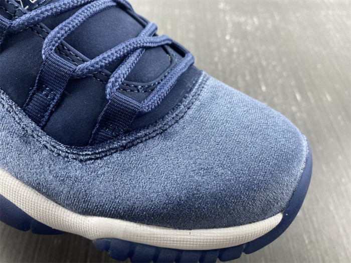 air jordan 11 wmns "midnight navy" ar0715-441
