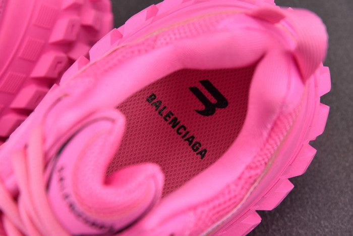 Ba*len*cia*ga defender pink