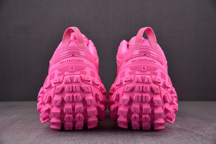 Ba*len*cia*ga defender pink