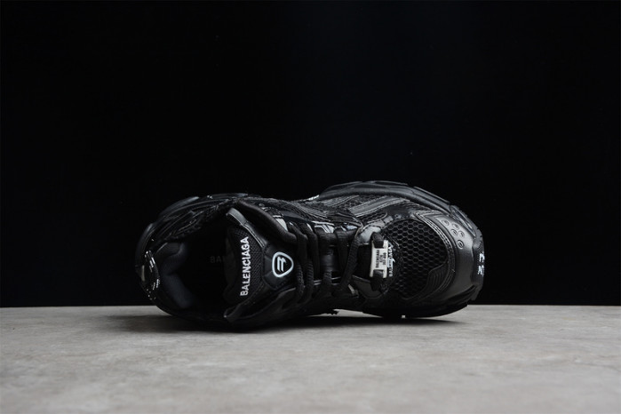 Ba*len*cia*ga runner