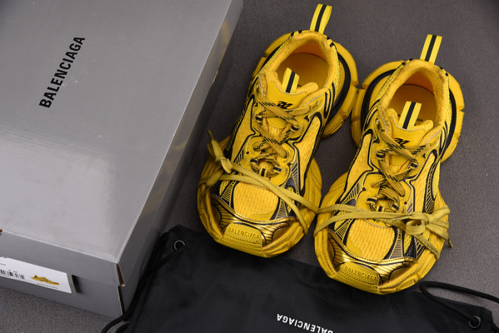 Ba*len*cia*ga 3xl 1000015