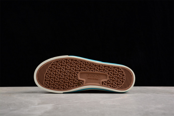 G*u*i sneaker g1000004