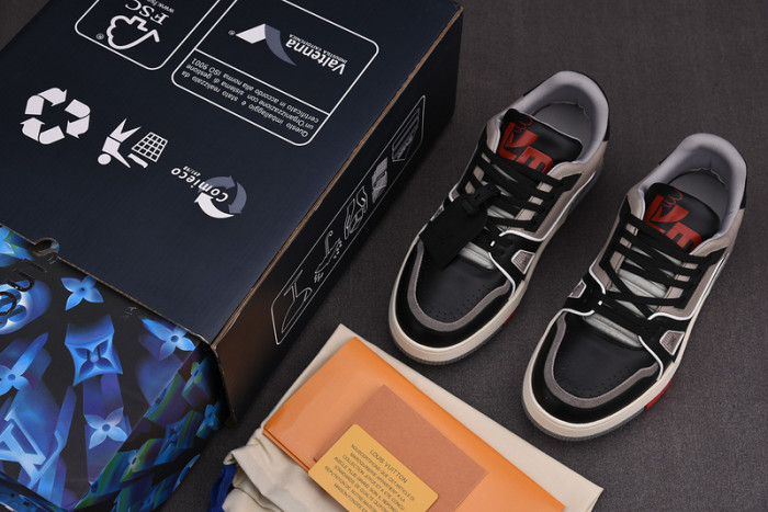 lou1s vu1tton sneakers