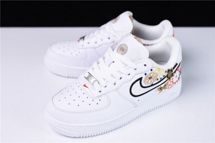 nike air force 1 07 lny qs lunar new year white flowers womens aj8298-100