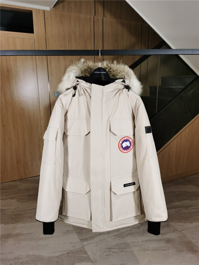 Can*a Go*e down jacket