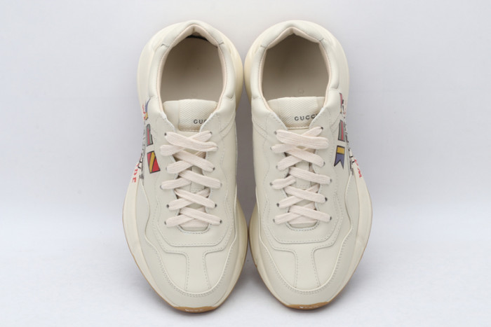 G*u*i sneaker g1000073