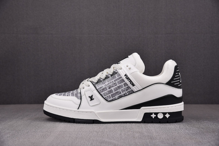 l&v trainer white and black