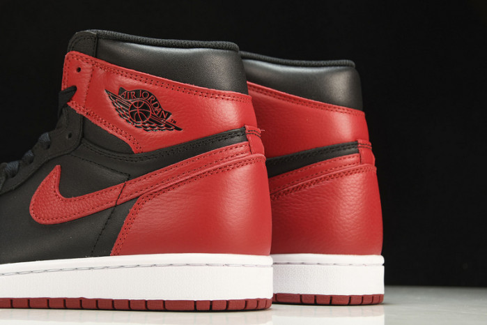 air jordan 1 retro bred "banned" (2016) 555088-001