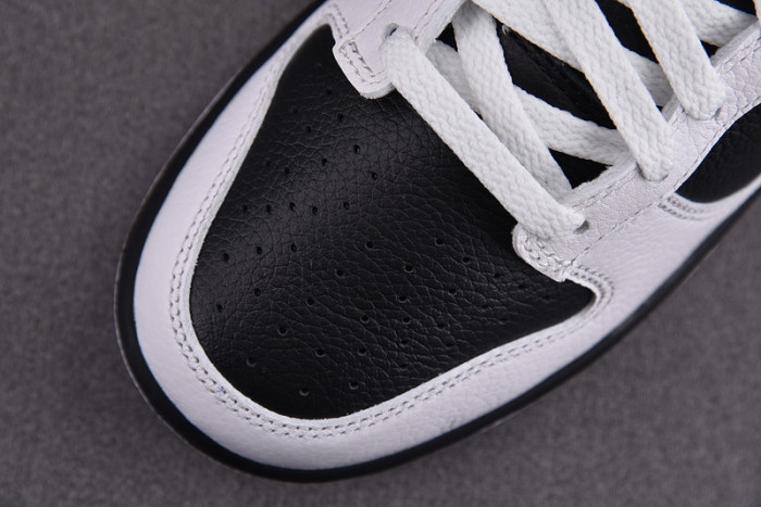 nike dunk low retro reverse panda