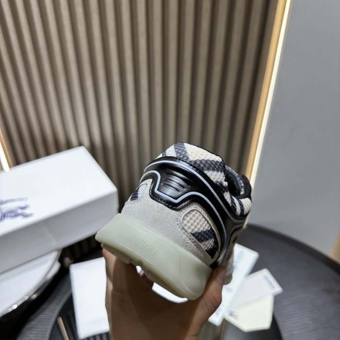 Burber*y sneakers By1000007
