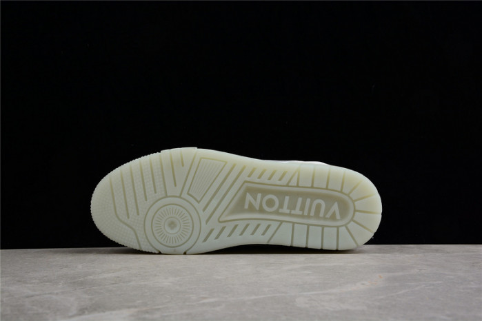 lou1s vu1tton sneakers