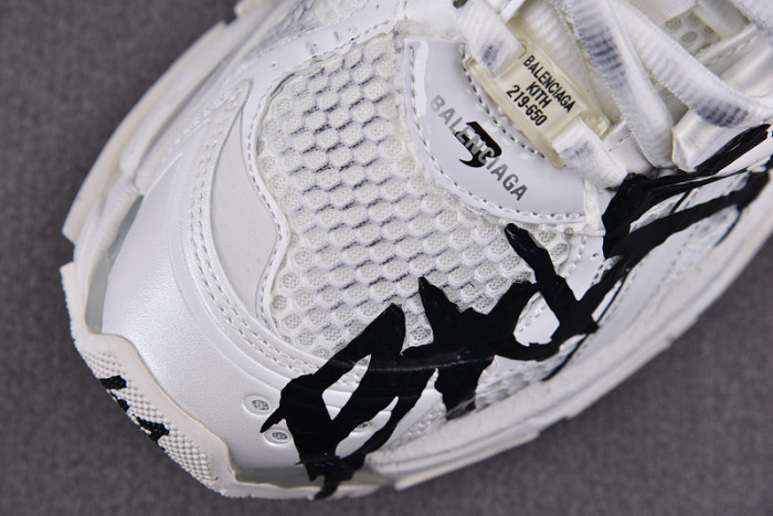 Ba*len*cia*ga runner